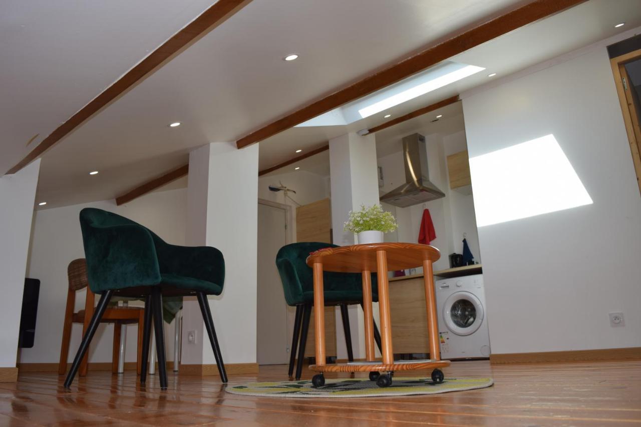 Appartement La Joie Dans Quartier Chic Pibrac Exteriör bild